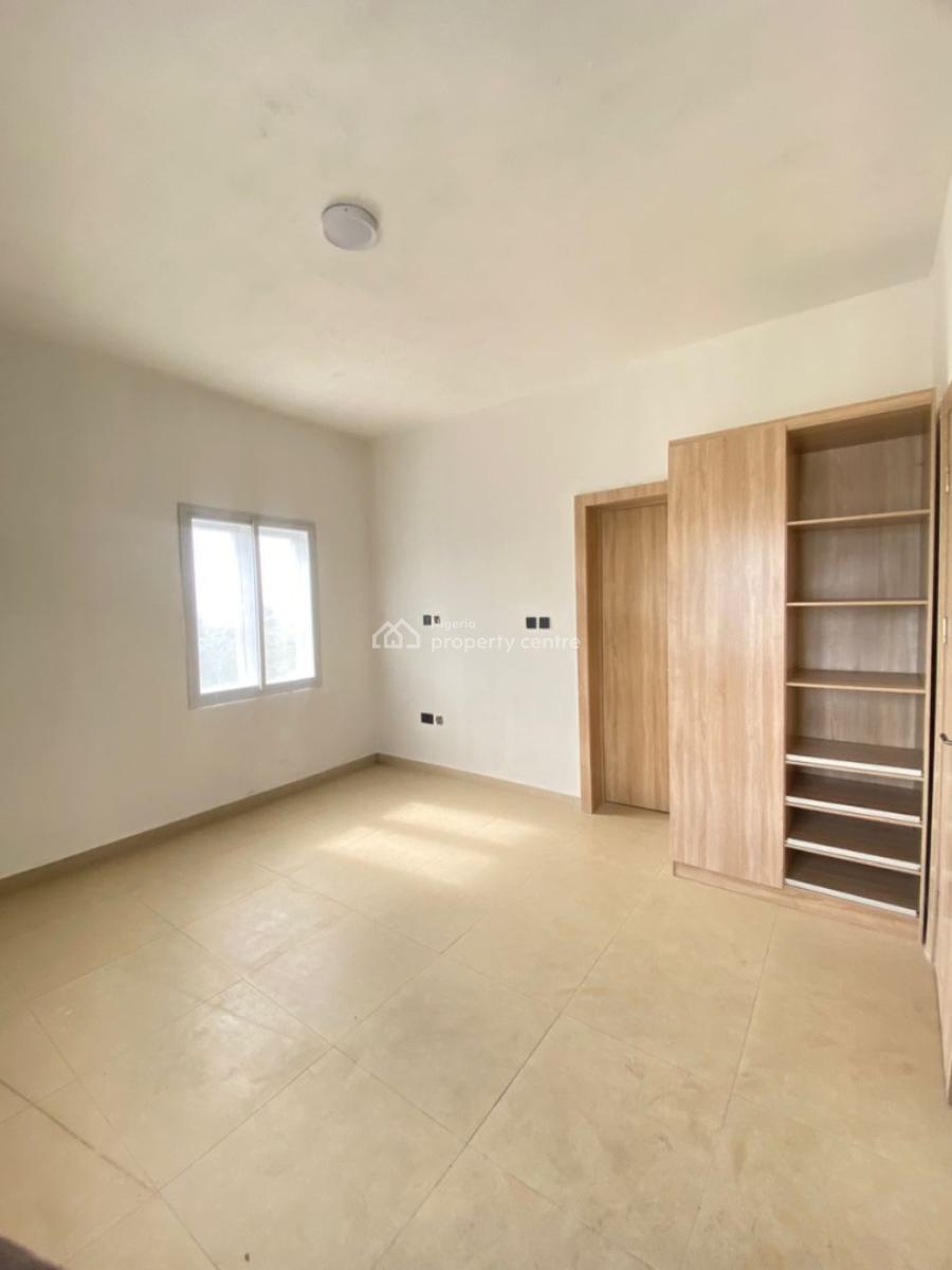 Exquisitely Built 2 Bedroom Maisonette, Mobil Road, Lekki, Lagos, Flat / Apartment for Rent