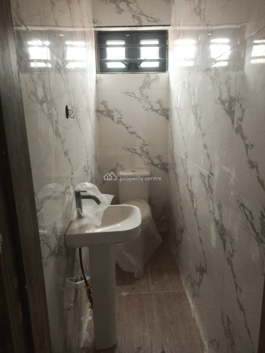 1 Bedroom Miniflat, 2nd Tollgate, Lekki, Lagos, Block of Flats for Sale