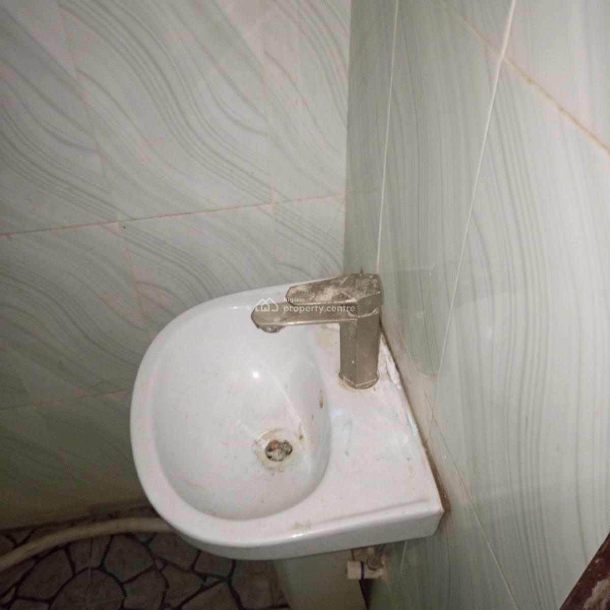 Two Bedroom Apartment, Seaside Estate, Badore, Ajah, Lagos, Flat / Apartment for Rent