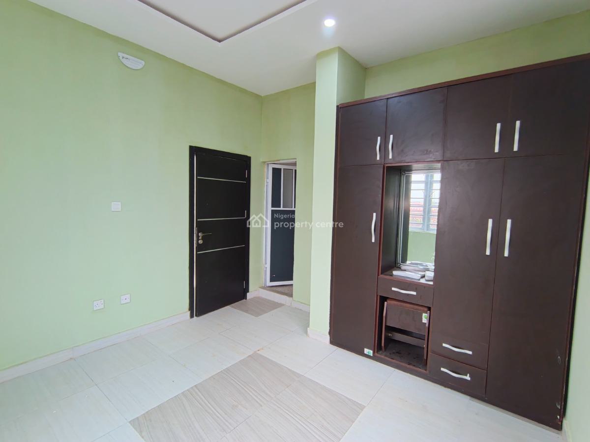 4 Bedroom Duplex, Elepe Ijede Road, Ikorodu, Lagos, Detached Duplex for Rent