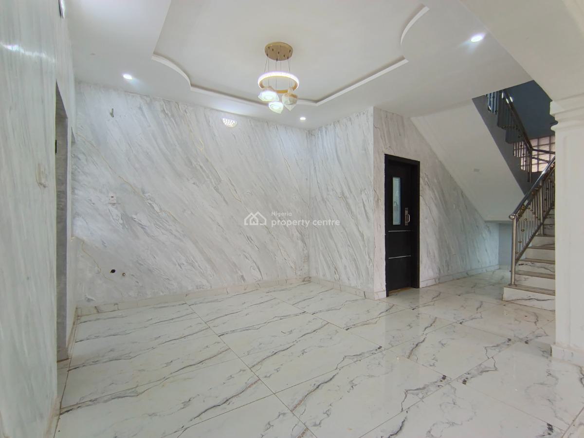4 Bedroom Duplex, Elepe Ijede Road, Ikorodu, Lagos, Detached Duplex for Rent