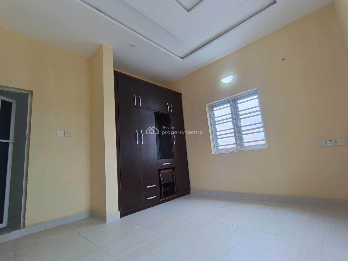 4 Bedroom Duplex, Elepe Ijede Road, Ikorodu, Lagos, Detached Duplex for Rent