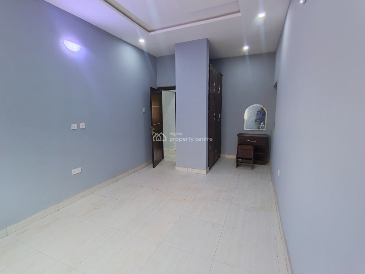 4 Bedroom Duplex, Elepe Ijede Road, Ikorodu, Lagos, Detached Duplex for Rent
