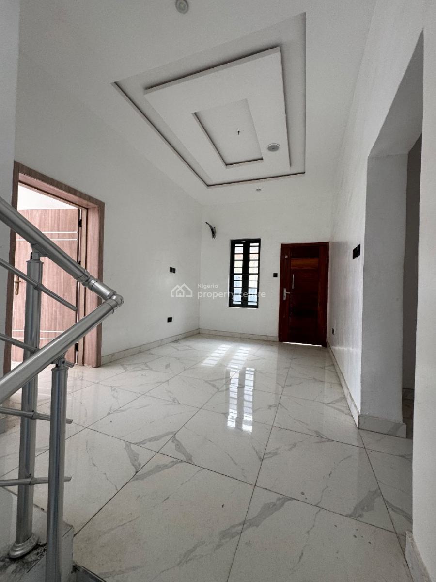 5 Bedroom Detached Duplex with Bq, Ologolo, Lekki, Lagos, Detached Duplex for Sale