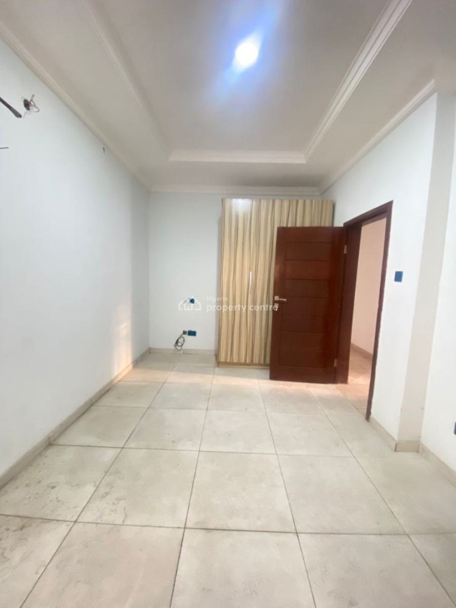 Nice 3 Bedroom Apartment with Bq, Sangotedo, Ajah, Lagos, Flat / Apartment for Rent
