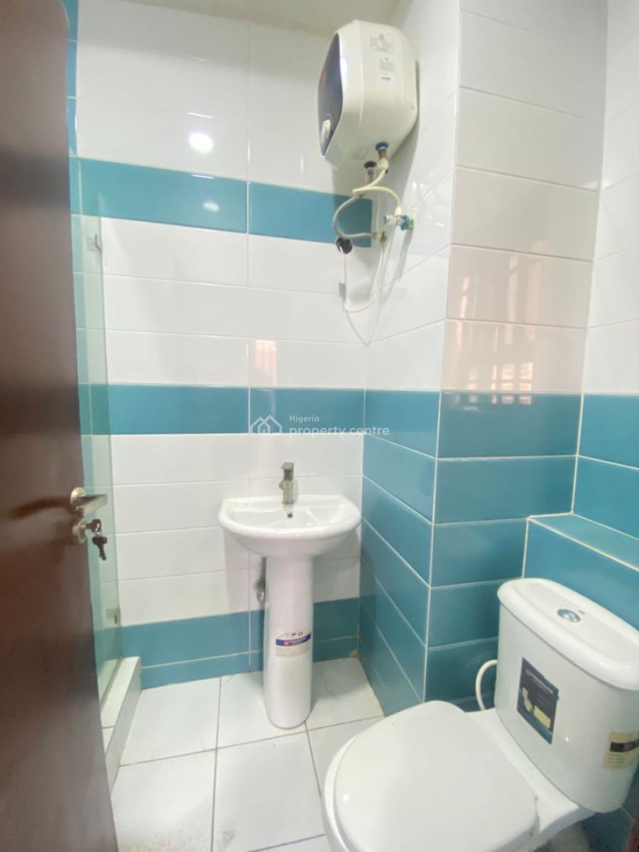 Nice 3 Bedroom Apartment with Bq, Sangotedo, Ajah, Lagos, Flat / Apartment for Rent