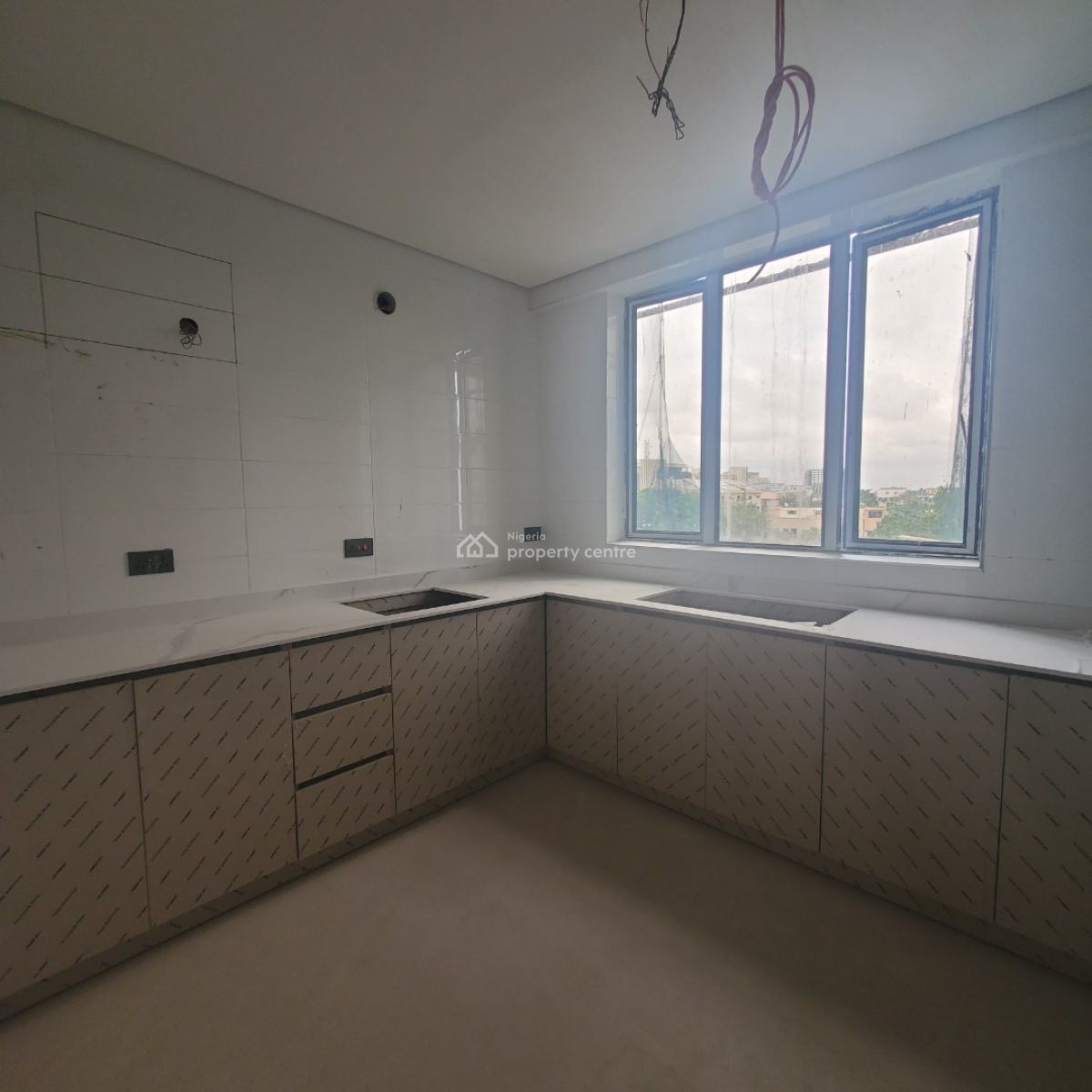 Stunning 3 Bedroom Apartment  with a Bq, Ikoyi, Lagos, Flat / Apartment for Sale