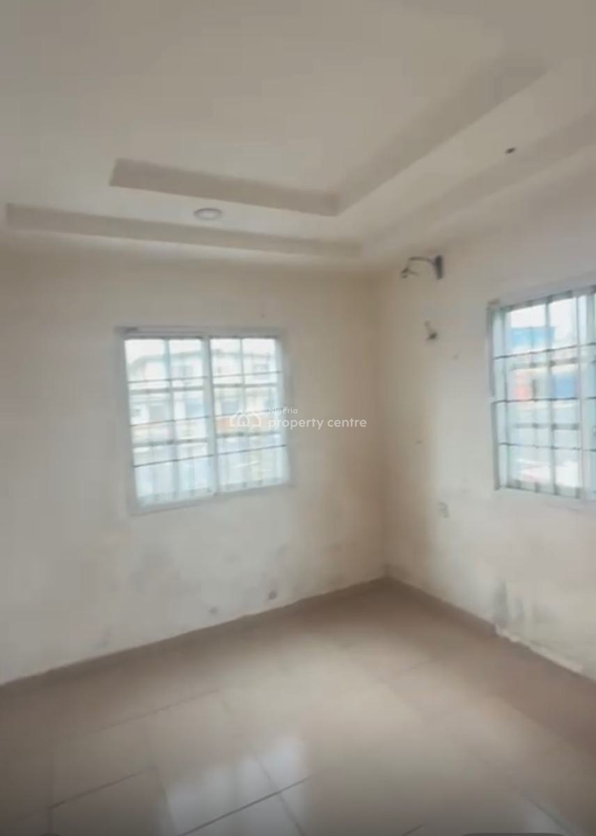Lovely 2 Bedroom Flat, Aguda, Surulere, Lagos, Flat / Apartment for Rent