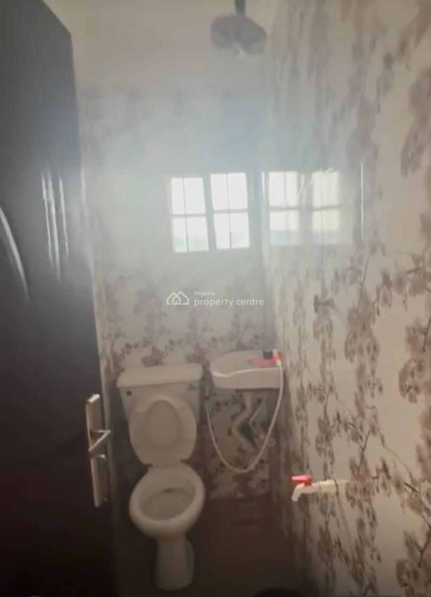 Lovely 2 Bedroom Flat, Aguda, Surulere, Lagos, Flat / Apartment for Rent