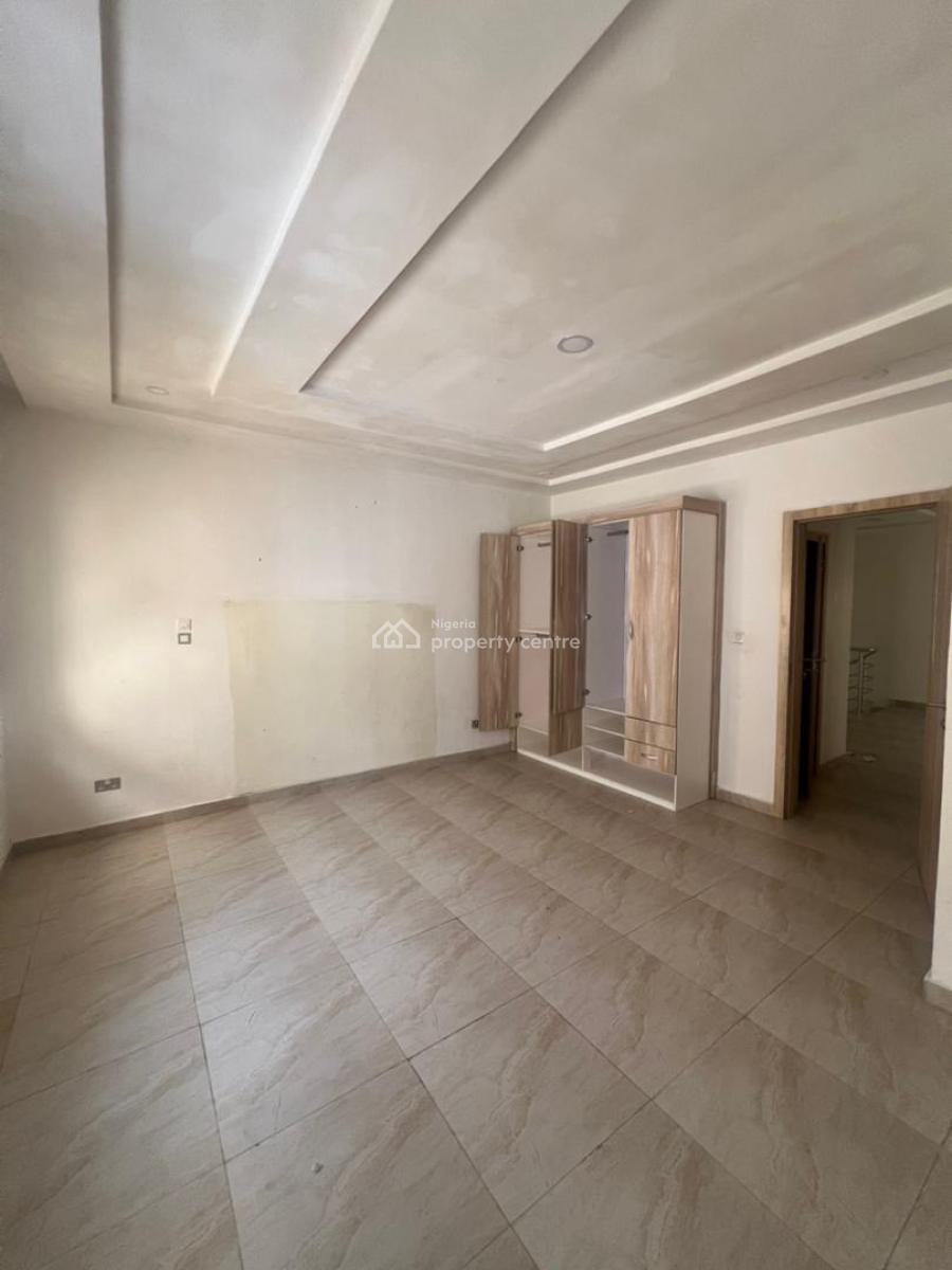 4 Bedroom Semi Detached Duplex with a Bq, Osapa, Lekki, Lagos, Semi-detached Duplex for Rent