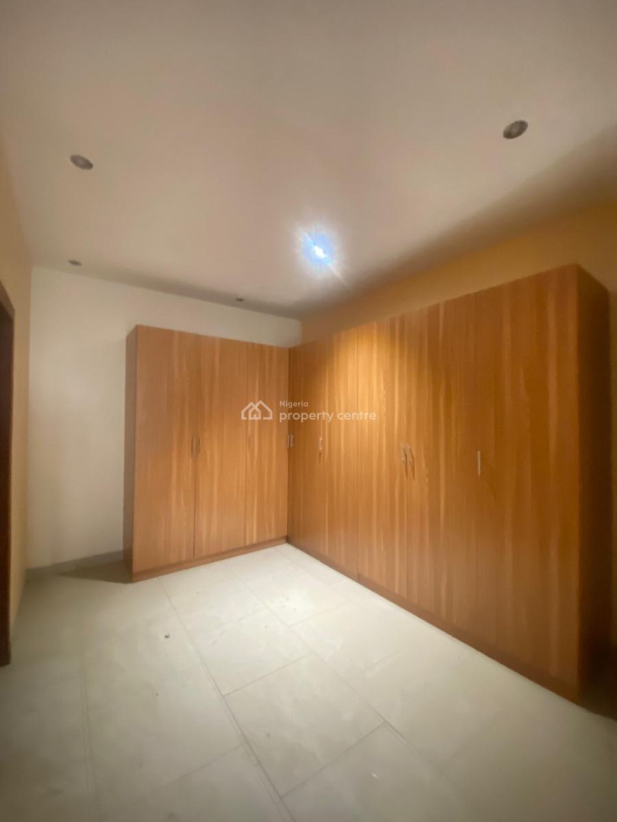 6 Bedroom House Ensuite with 2 Room Bq, Chevron, Lekki, Lagos, House for Sale