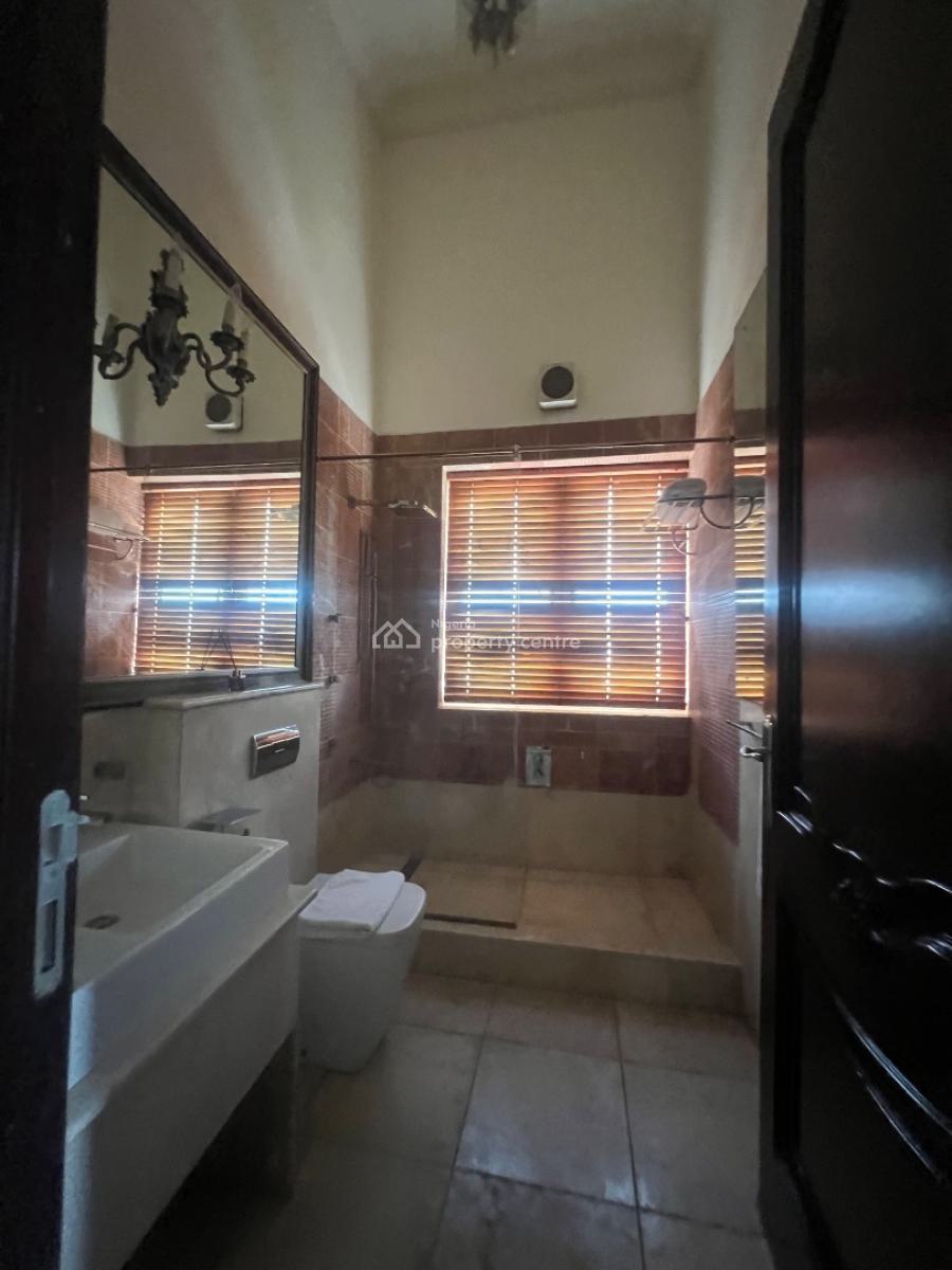 Well Maintained 2 Bedroom with a Lagoon Front, Old Ikoyi, Ikoyi, Lagos, Flat / Apartment for Rent