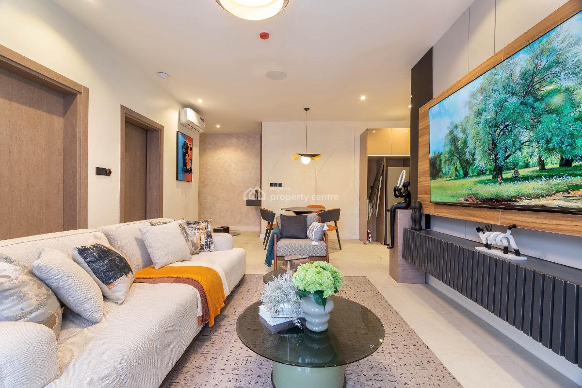 Luxury Brand New 2 Bedrooms Apartment with Swimming Pool, Admiralty Way, Lekki Phase 1, Lekki, Lagos, Flat / Apartment Short Let
