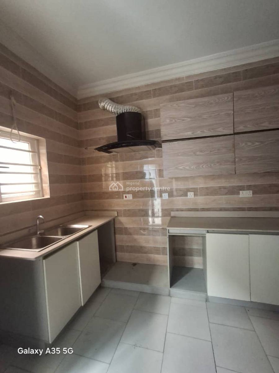 Lovely 3 Bedroom Flat, Good News Estate, Sangotedo, Ajah, Lagos, Flat / Apartment for Rent