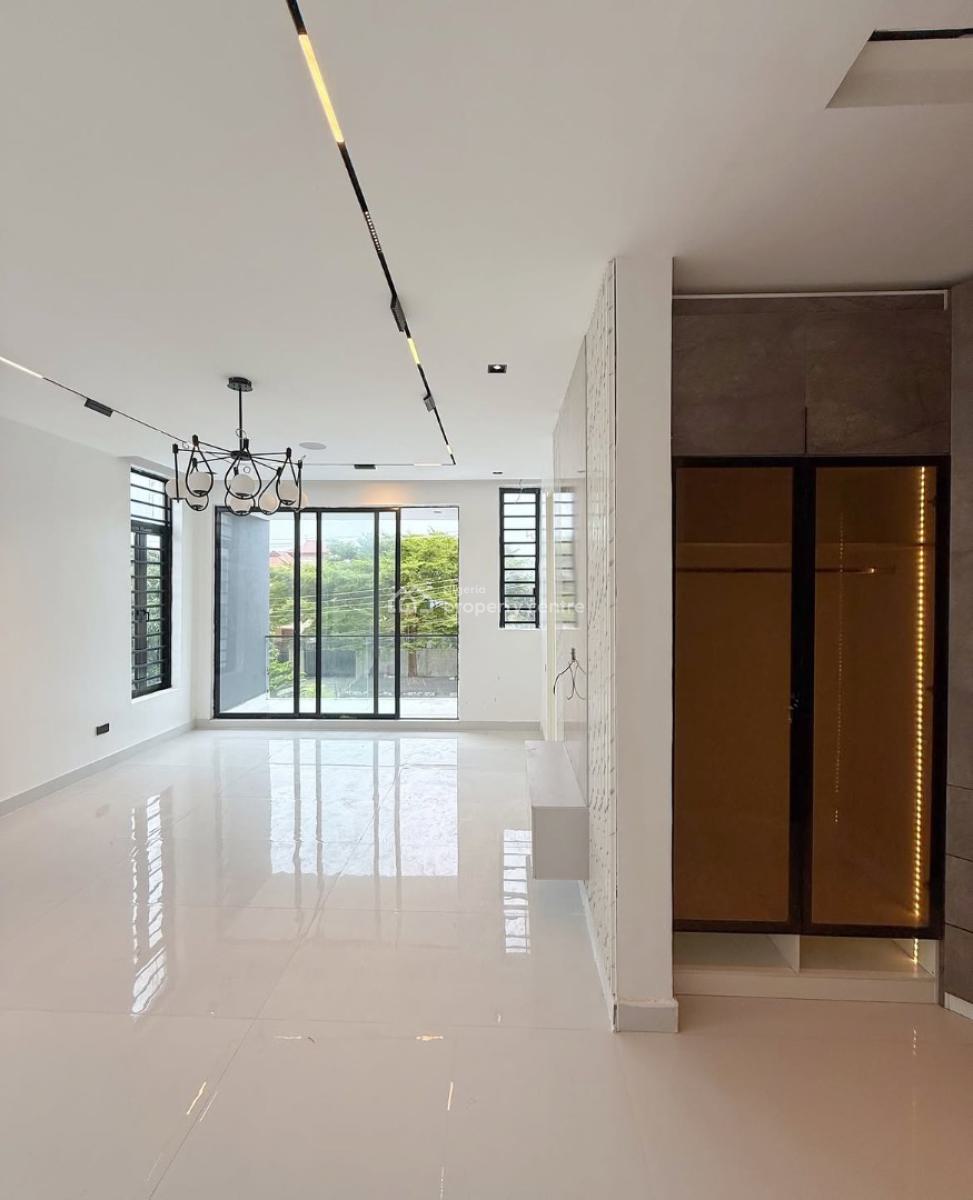 Stunning 5 Bedrooms Detached Duplex, Lekki Phase 1, Lekki, Lagos, Detached Duplex for Sale