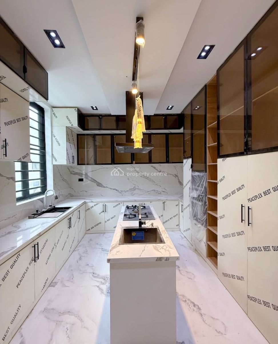 Stunning 5 Bedrooms Detached Duplex, Lekki Phase 1, Lekki, Lagos, Detached Duplex for Sale