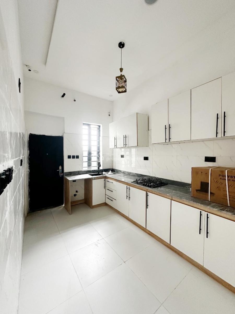 Stunning 3 Bedrooms Terraced Duplex with Bq, Abraham Adesanya, Ajah, Lagos, Terraced Duplex for Sale