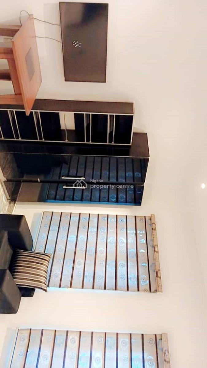 Nicely Furnished 1 Bedroom Apartment, Ikeja Gra, Ikeja, Lagos, Flat / Apartment Short Let