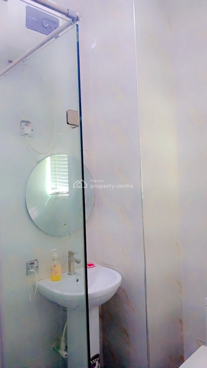 Nicely Furnished 1 Bedroom Apartment, Ikeja Gra, Ikeja, Lagos, Flat / Apartment Short Let