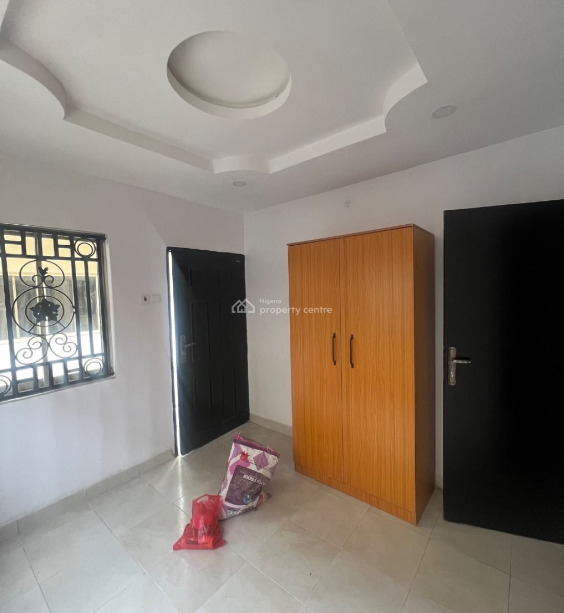 Self Con Apartment at Lekki Phase 1, Lekki Phase 1, Lekki, Lagos, Self Contain (single Rooms) for Rent