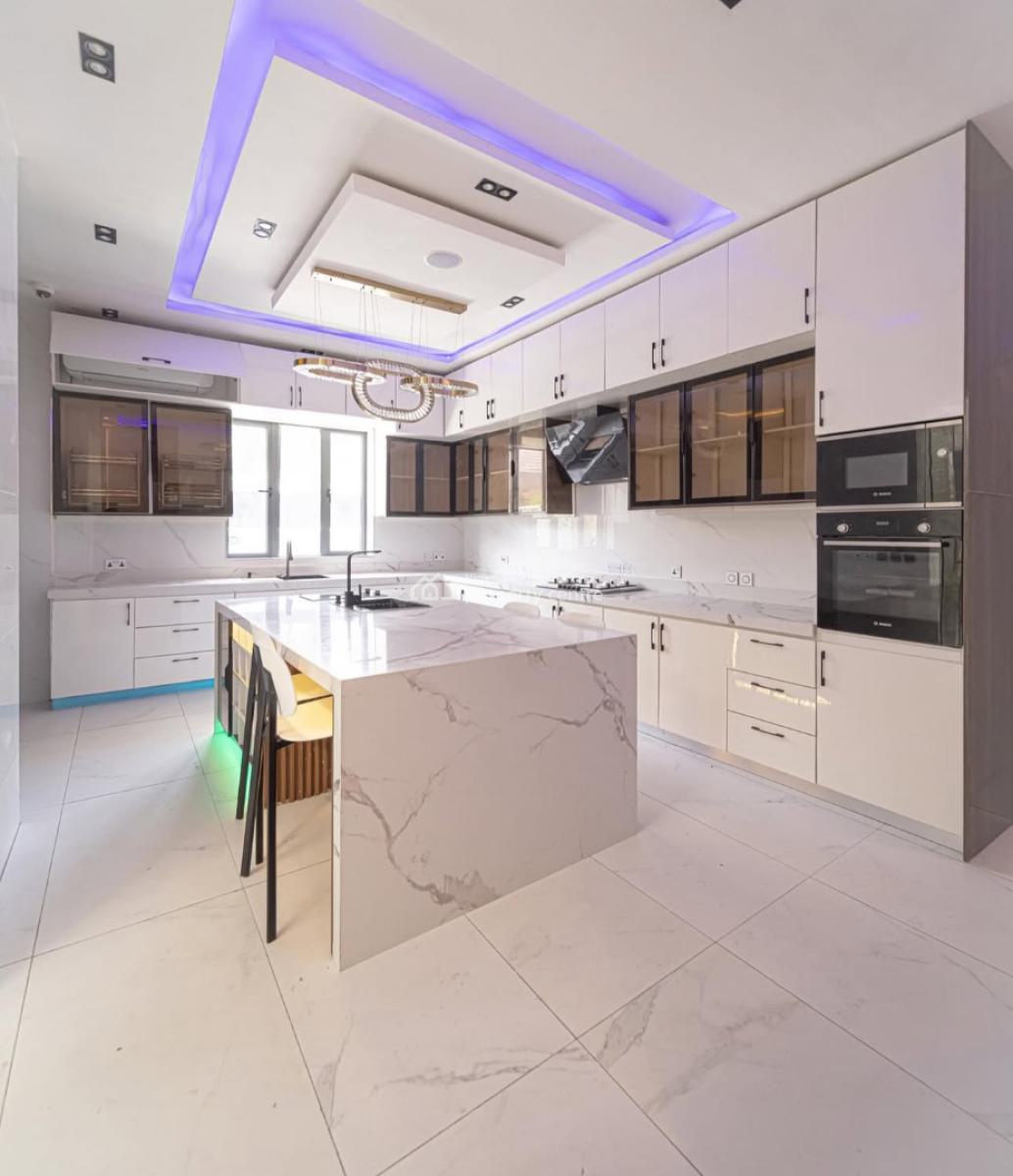 6 Bedroom Detached House, Ikate Lekki, Ikate, Lekki, Lagos, Detached Duplex for Sale