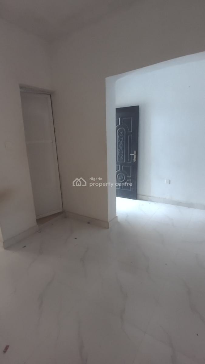 Mini Flat in a Nice Neighborhood, Majek Bus Stop, Sangotedo, Ajah, Lagos, Mini Flat (room and Parlour) for Rent