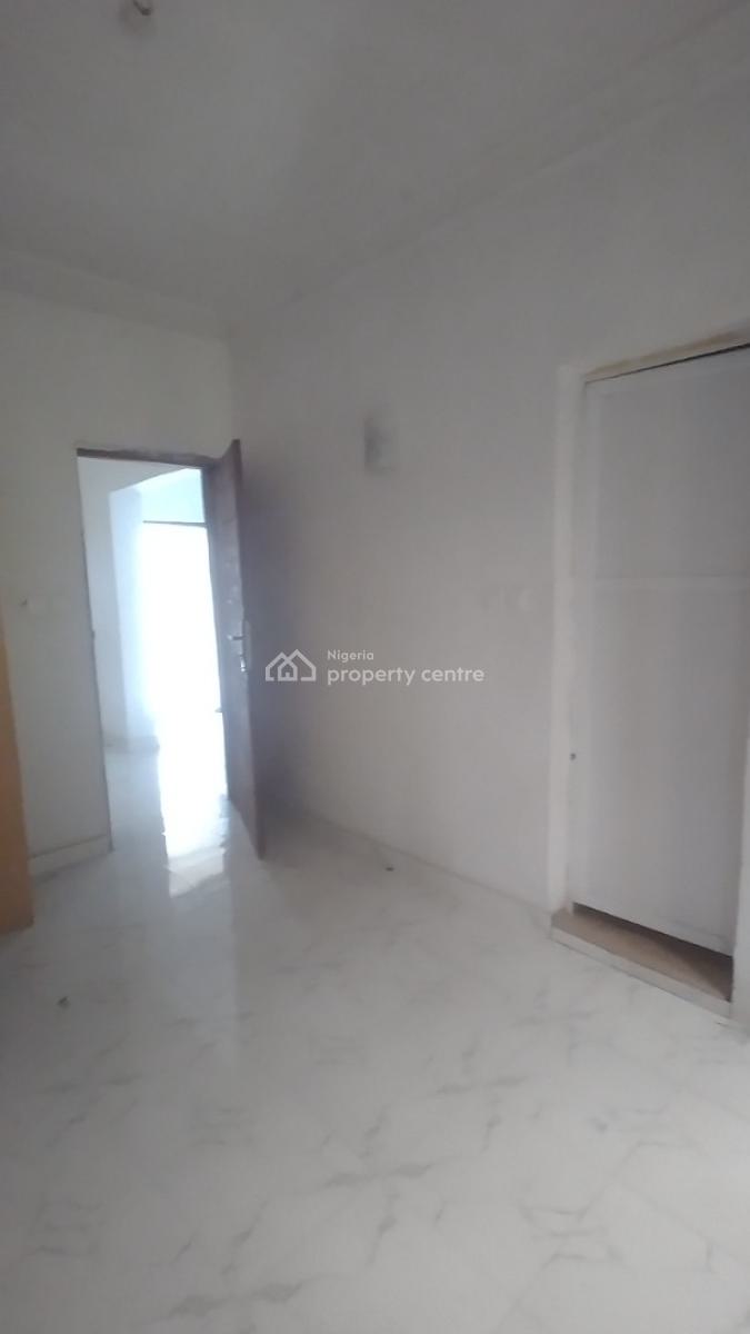 Mini Flat in a Nice Neighborhood, Majek Bus Stop, Sangotedo, Ajah, Lagos, Mini Flat (room and Parlour) for Rent