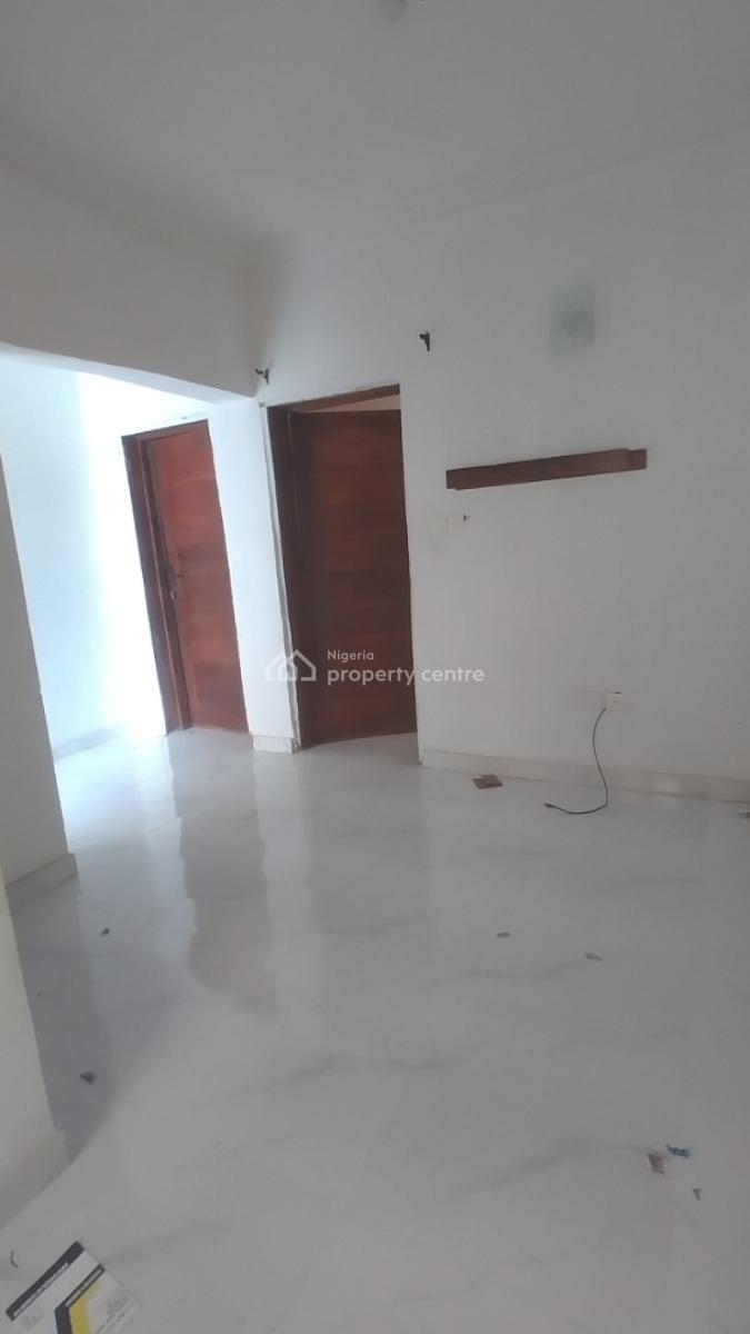 Mini Flat in a Nice Neighborhood, Majek Bus Stop, Sangotedo, Ajah, Lagos, Mini Flat (room and Parlour) for Rent