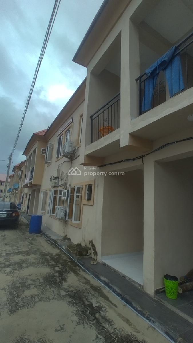 Mini Flat in a Nice Neighborhood, Majek Bus Stop, Sangotedo, Ajah, Lagos, Mini Flat (room and Parlour) for Rent