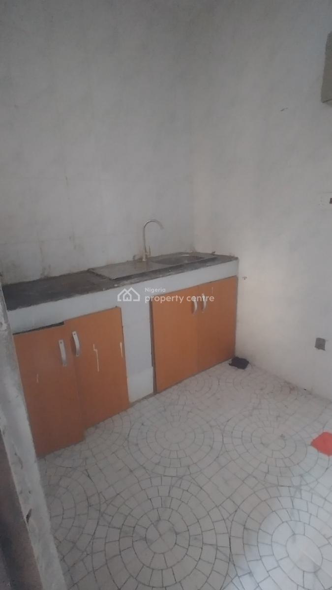 Mini Flat in a Nice Neighborhood, Majek Bus Stop, Sangotedo, Ajah, Lagos, Mini Flat (room and Parlour) for Rent