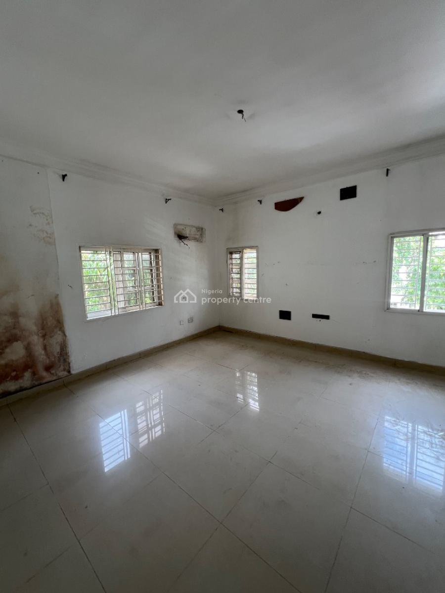 Nice 3 Bedroom Flat with Self Contain Bq, Office/resident)1st Floor, Tarred Rd, Jabi Main(by Shoprite) Tarred Road, Jabi, Abuja, Flat / Apartment for Rent