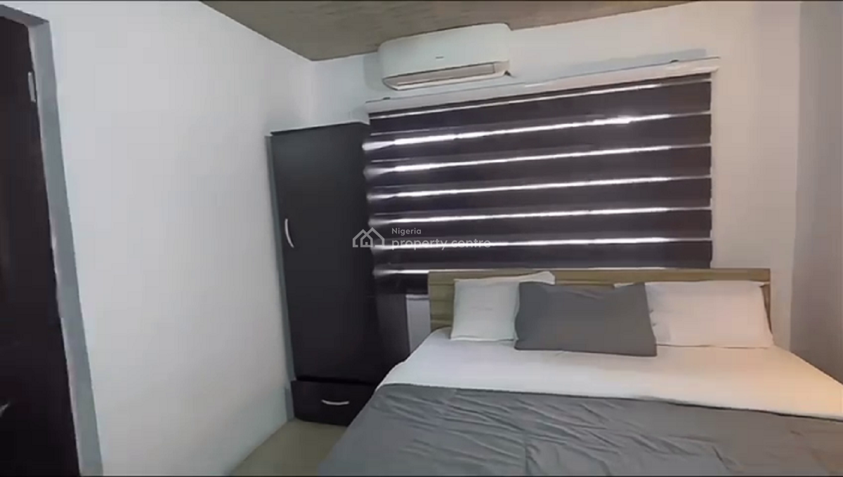 Nicely Furnished 5 Bedroom Apartment, Opebi, Ikeja, Lagos, Flat / Apartment Short Let