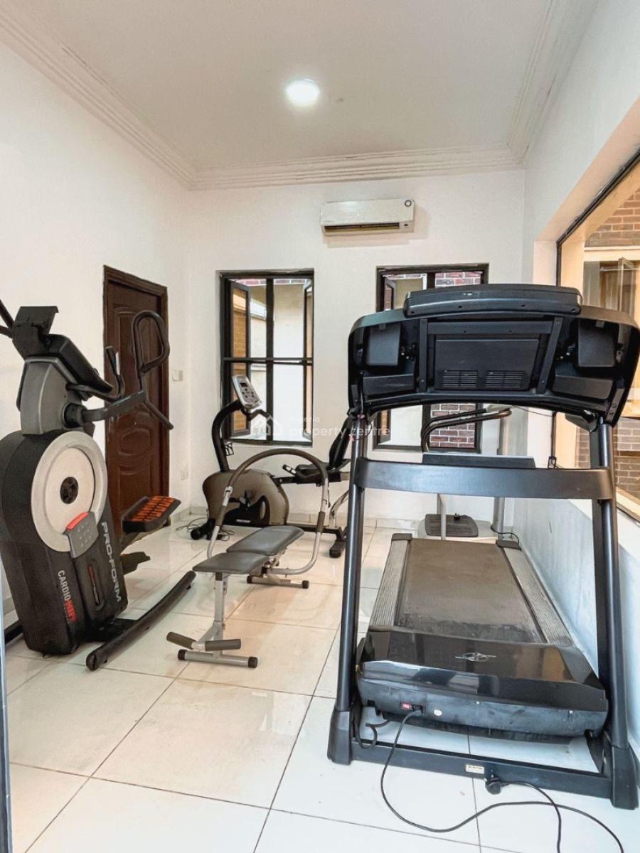 Luxurious 3 Bedroom Apartment with Bq, Lekki, Lagos, Flat / Apartment Short Let