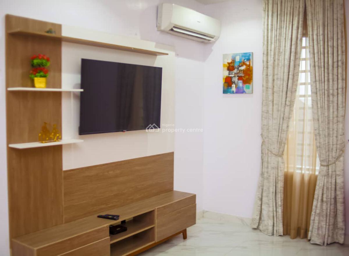 Nicely Furnished 5 Bedroom Apartment, Ikeja Gra, Ikeja, Lagos, Flat / Apartment Short Let