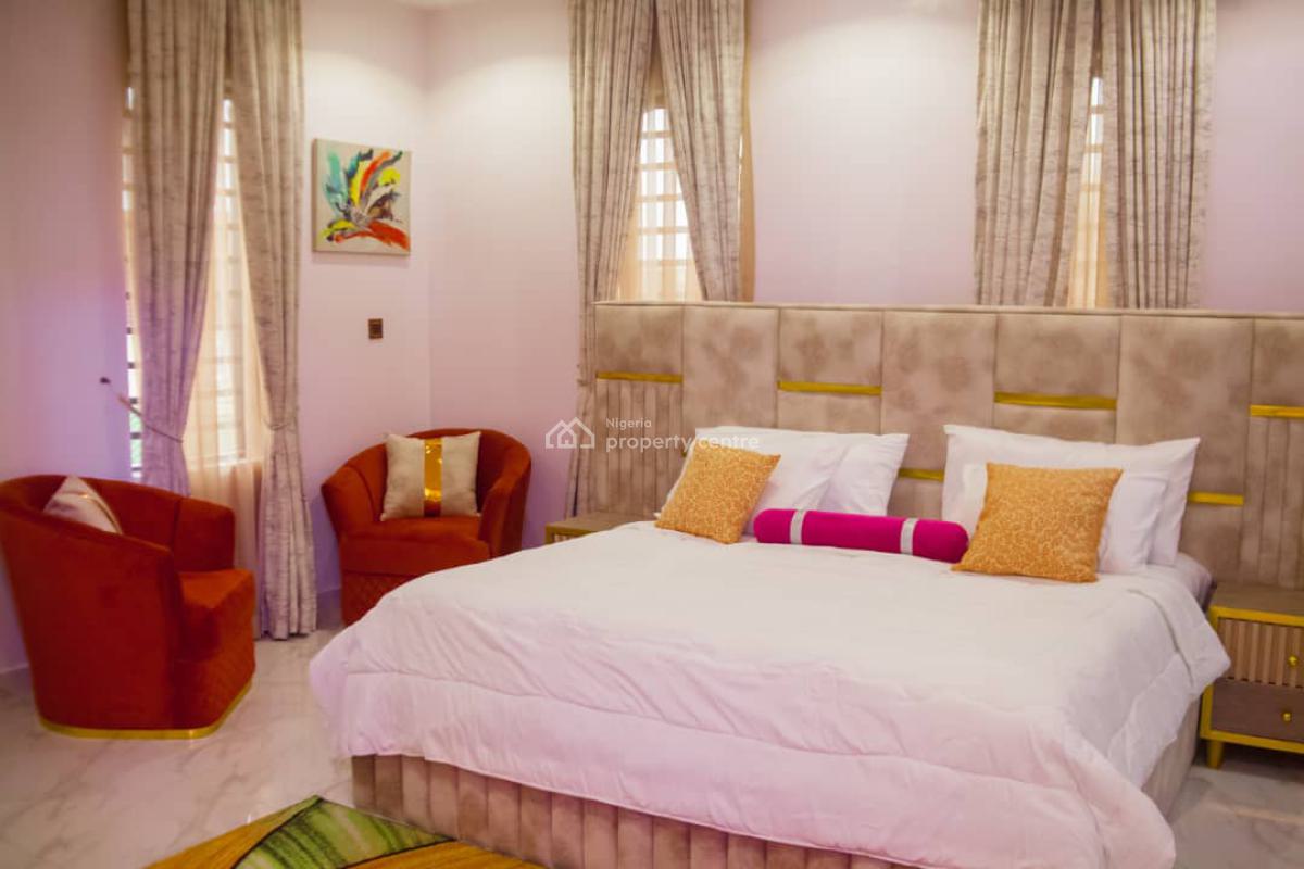 Nicely Furnished 5 Bedroom Apartment, Ikeja Gra, Ikeja, Lagos, Flat / Apartment Short Let