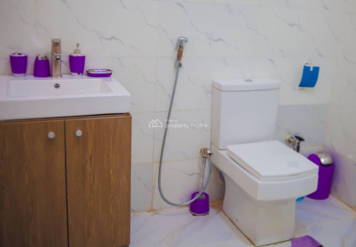 Nicely Furnished 5 Bedroom Apartment, Ikeja Gra, Ikeja, Lagos, Flat / Apartment Short Let