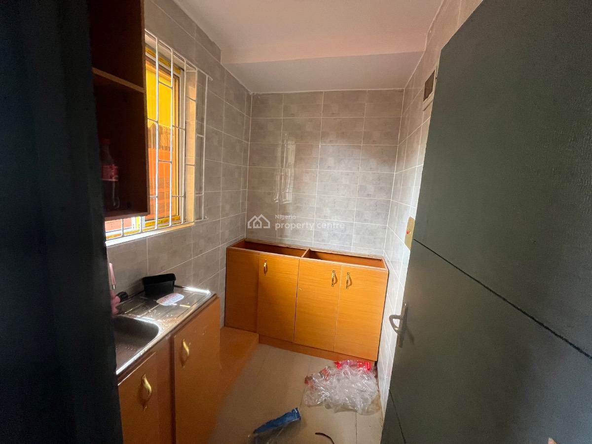 New 2 Bedroom Apartment, Olowora, Magodo, Lagos, Flat / Apartment for Rent