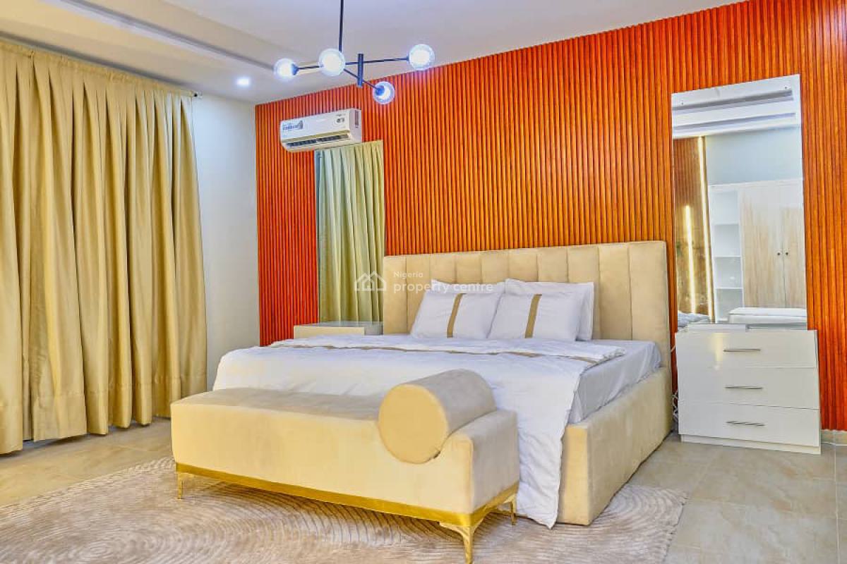 Nicely Furnished 3 Bedroom Apartment, Ajah, Lagos, Flat / Apartment Short Let