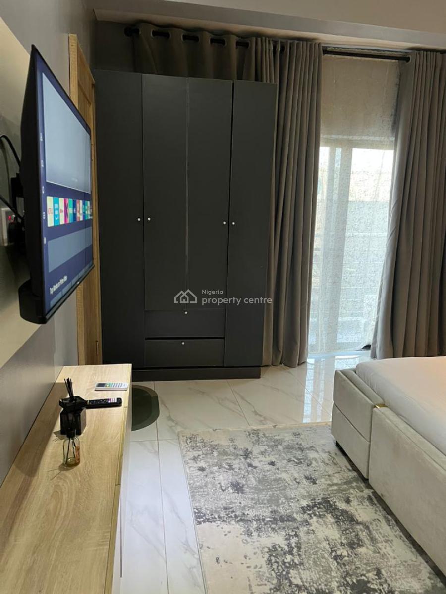 Lovely 1 Bedroom Apartment, Lekki Phase 1, Lekki, Lagos, Flat / Apartment Short Let