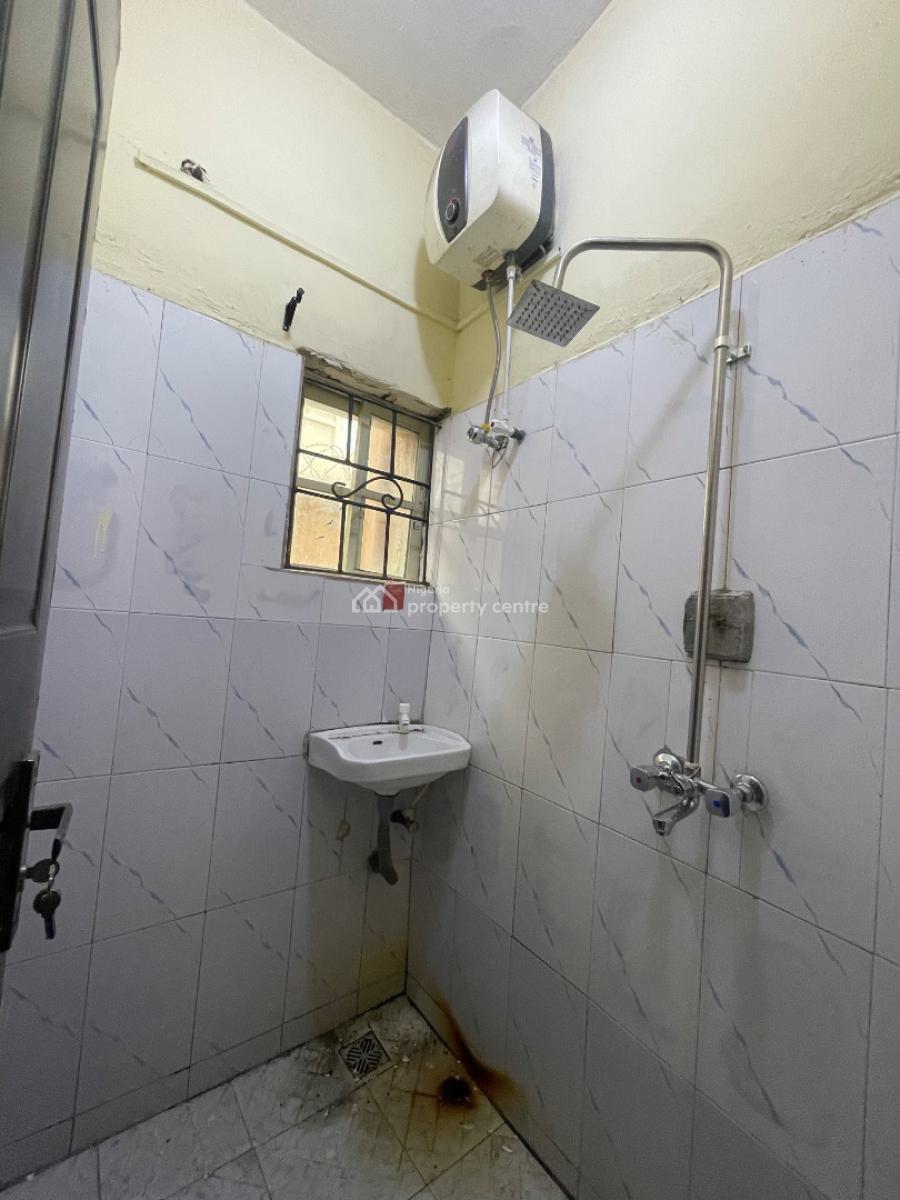2 Bedroom Flat, Ilaje, Ajah, Lagos, Flat / Apartment for Rent