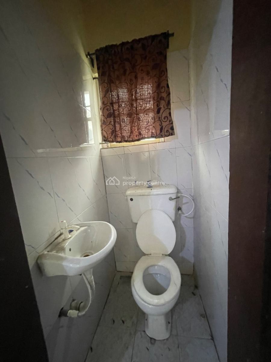 2 Bedroom Flat, Ilaje, Ajah, Lagos, Flat / Apartment for Rent