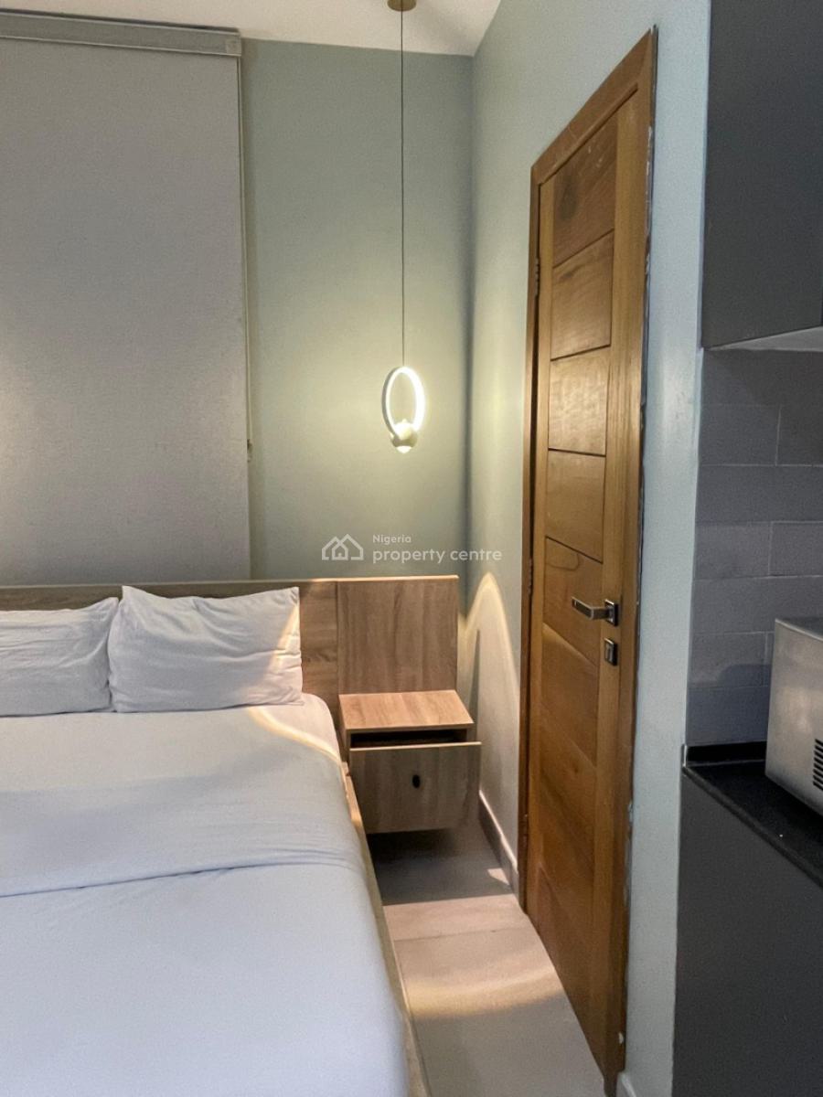 Nicely Furnished Studio Apartment, Lekki, Lagos, Flat / Apartment Short Let