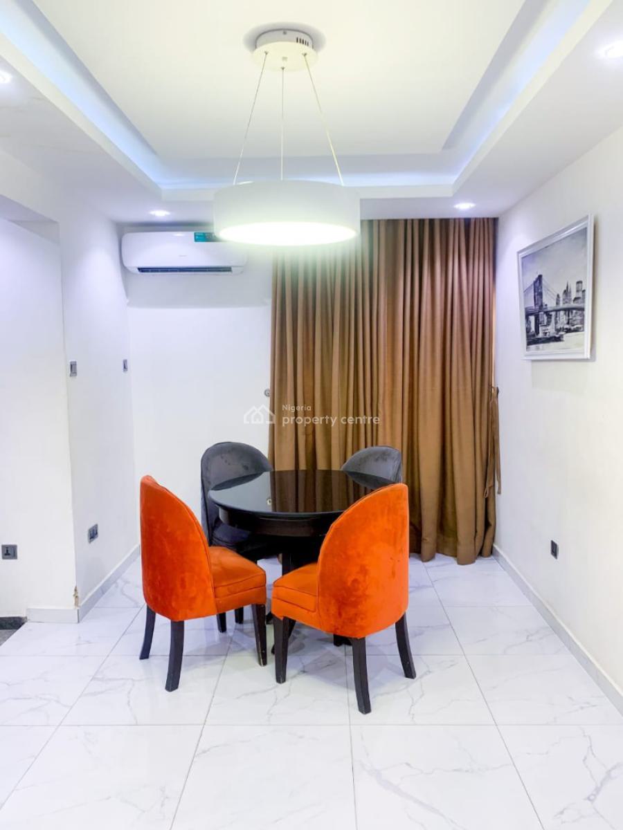 Nicely Furnished 4 Bedroom Apartment, Magodo, Lagos, Flat / Apartment Short Let