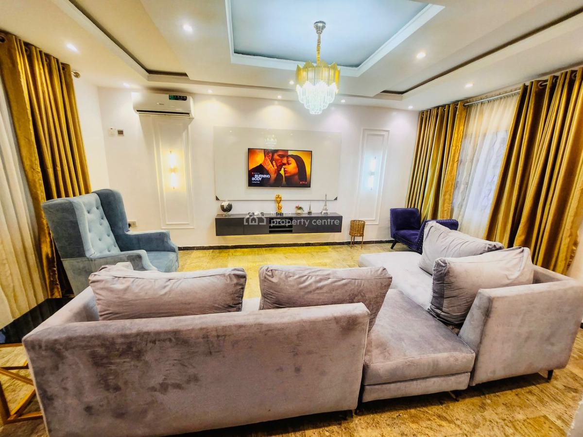 Nicely Furnished 4 Bedroom Apartment, Magodo, Lagos, Flat / Apartment Short Let