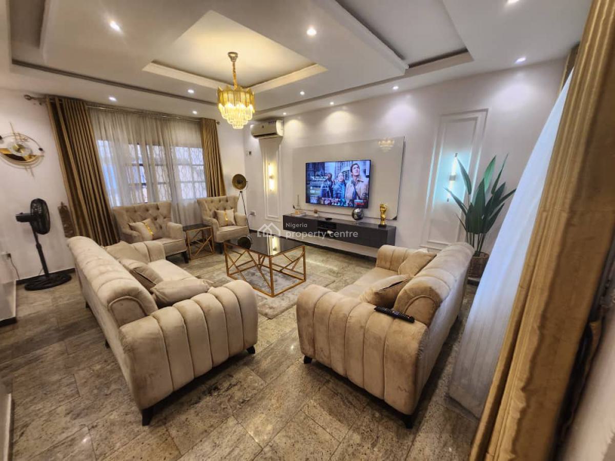 Nicely Furnished 4 Bedroom Apartment, Magodo, Lagos, Flat / Apartment Short Let