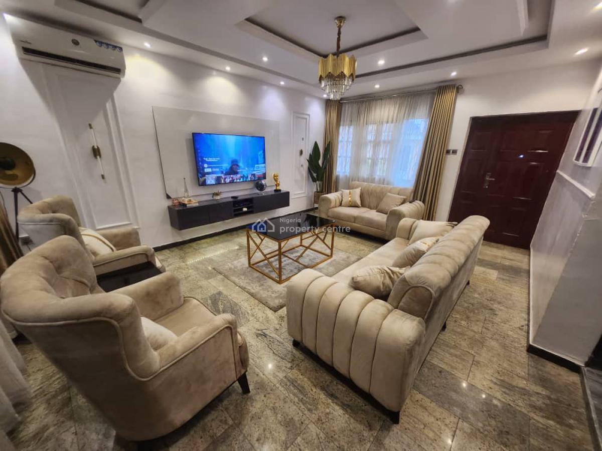 Nicely Furnished 4 Bedroom Apartment, Magodo, Lagos, Flat / Apartment Short Let