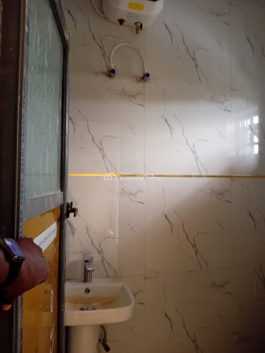 Brand New Luxury 2 Bedroom Duplex, 31 Tako Alter Street, Royal Palmwill Estate, Badore, Ajah, Lagos, Flat / Apartment for Rent