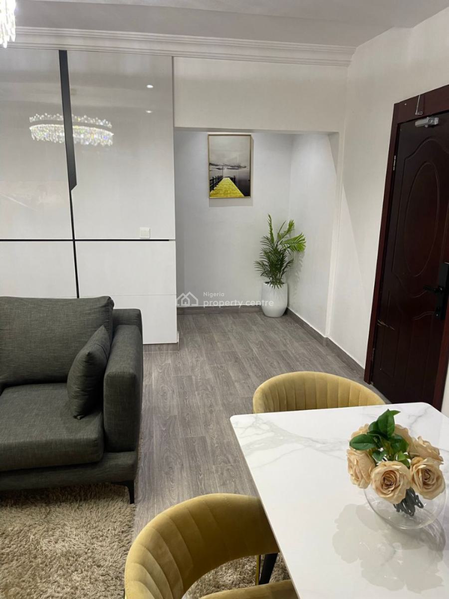 Nicely Furnished 1 Bedroom Apartment, Lekki Phase 1, Lekki, Lagos, Flat / Apartment Short Let