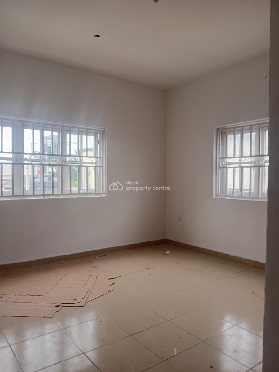 Standard Luxury 3 Bedroom Apartment, 32 Niye Seyi Street, Badore, Ajah, Lagos, Flat / Apartment for Rent
