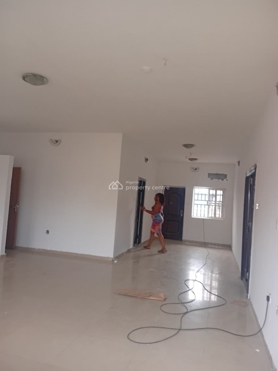 Standard Luxury 3 Bedroom Apartment, 32 Niye Seyi Street, Badore, Ajah, Lagos, Flat / Apartment for Rent